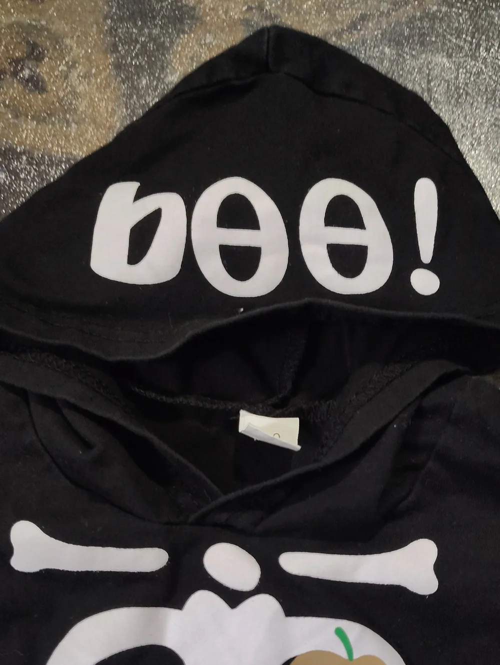 6/12m Skeleton Suit Small $25